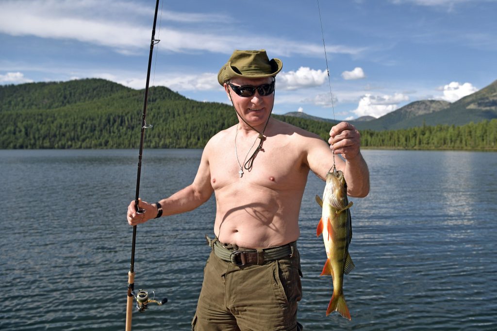 Putin pescando