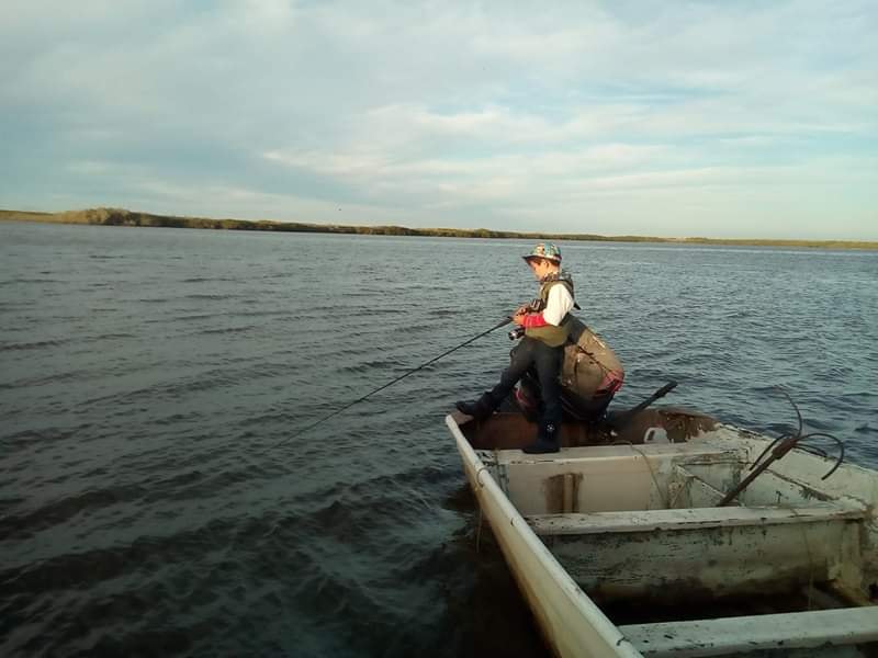 Jóvenes promesas pesca Tony Cruz