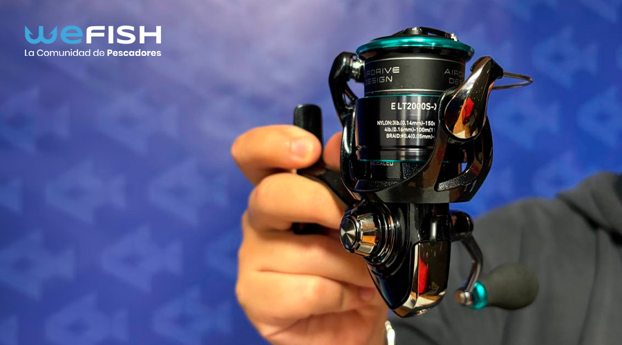 Daiwa ha vuelto a lanzar una nueva versión de su carrete emeralda, específico para la pesca de Eging en el sur de Europa, el Daiwa Emeralda E LT 2023.